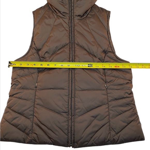 Kenneth Cole Reaction Chocolate Brown Quilted Vest Women’s Size Medium - Picture 6 of 7